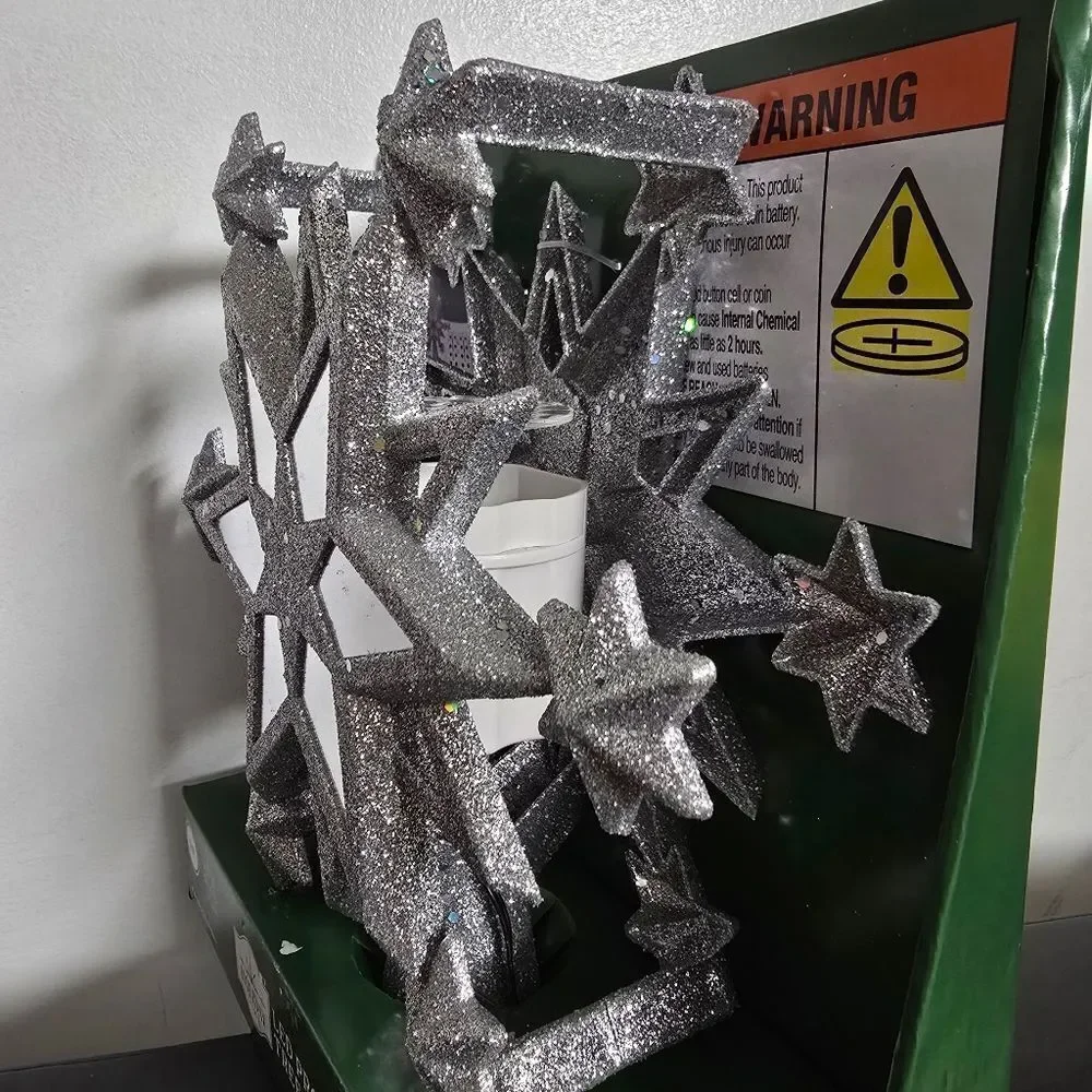 NEW! LED Projection Snowflakes Christmas Tree Topper Silver 11